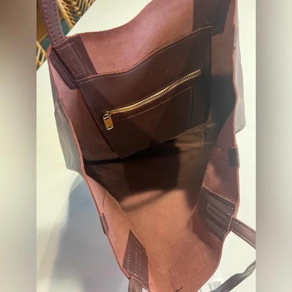 Sseko Safari Bucket bag, wine/merlot color - Picture 3 of 5